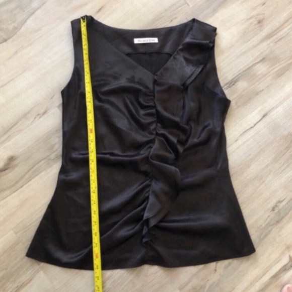 Black Ruched Asymmetrical Sleeveless Blouse - Picture 3 of 6